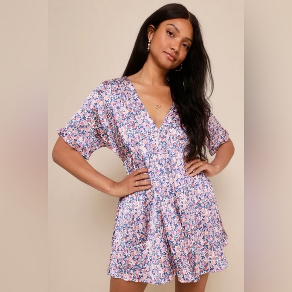 Lulus Express Yourself blush pink floral print satin babydoll dress. Medium New - Picture 3 of 12